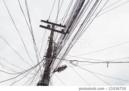 Lamp post with multiple wire connection 21036738