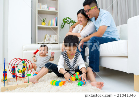 Asian family Asian family 21041340