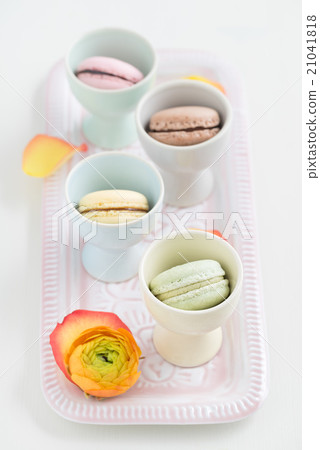 Macarons Macarons 21041818