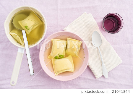 Maultaschen Maultaschen 21041844
