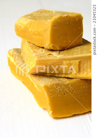 Beeswax Beeswax 21045323