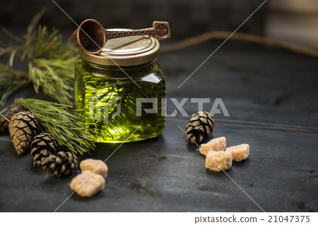 Fir tree bump jam Fir tree bump jam 21047375