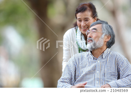 Elderly care image Elderly care image 21048569