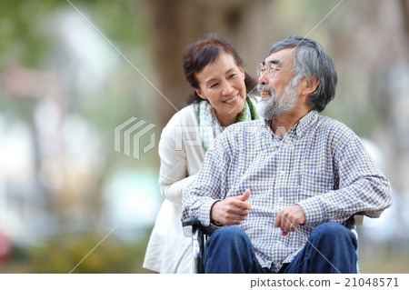 Elderly care image 21048571