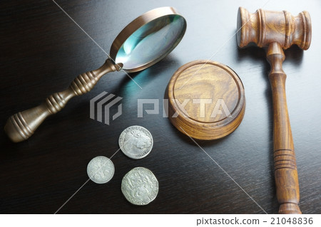 Auctioneers Or Judges Gavel And Old Coins On Table 21048836