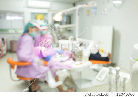 Dentist and Dental assistants in hospital  21049366