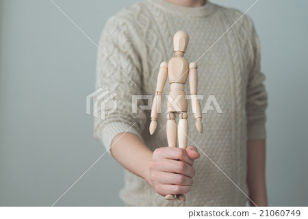 男人和繪圖娃娃 男人和繪圖娃娃 21060749