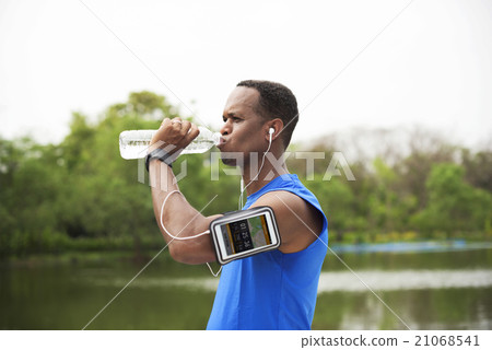 Exercise Athlete Playlist Gadget Smartphone Sporty Concept 21068541