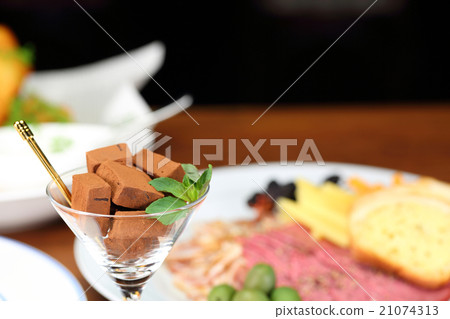 Sweets home made chocolate 21074313