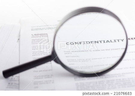 Search with magnifying glass, looking for 21076683