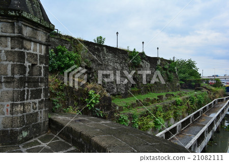 Intramuros 03 Intramuros 03 21082111