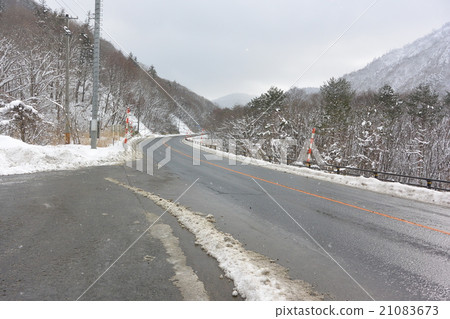 Winter's All-Great Road 21083673