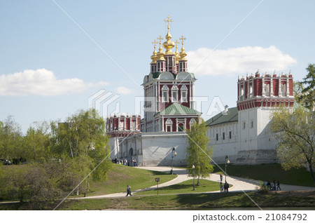 novodevichiy monastery 21084792