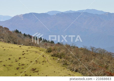 從Tanzawa山脈到Great Bodhisattan Ridge很遠 21088663