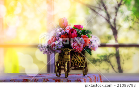 Artificial flowers on the table, the living room 21089798