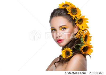 Beautiful girl with flowers in hair 21090366