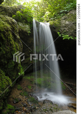 Otaru waterfall Otaru waterfall 21090964