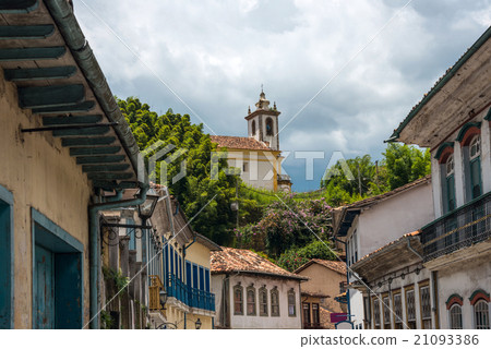 View of the unesco world heritage city Ouro Preto View of the unesco world heritage city Ouro Preto 21093386