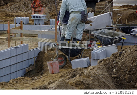 Exterior construction of residential boundary of outside construction site construction 21098158