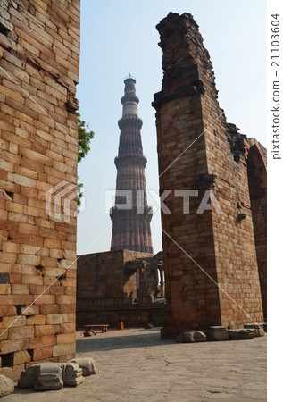 Delhi's World Heritage Site Qutub Minar 21103604