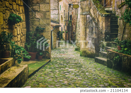 Sorano city street Sorano city street 21104134