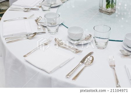Table set for an event party or wedding reception Table set for an event party or wedding reception 21104971