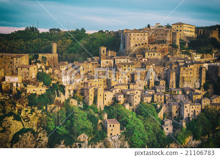 Sorano city view Sorano city view 21106783