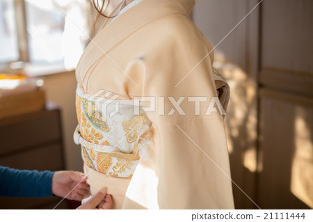 和服 裝配 女生 21111444
