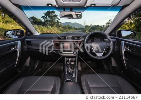 Detail of new modern car interior 21114667