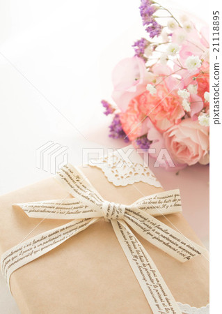 Warm gifts Warm gifts 21118895