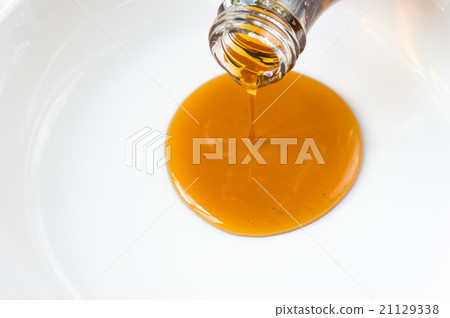 Maple syrup 21129338