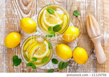 summer citrus lemonade drink summer citrus lemonade drink 21129798