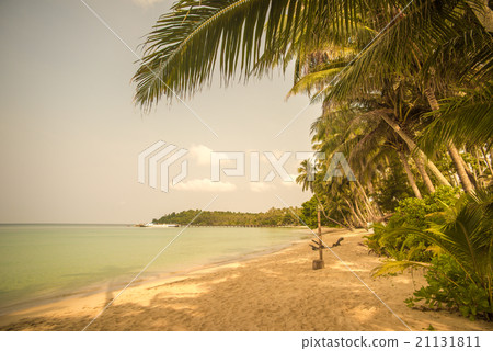 Retro style image of tropical island beach 21131811