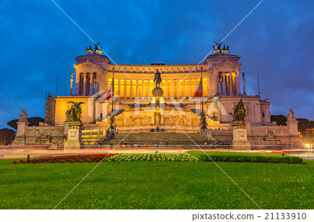 Victor Emmanuel monument in Rome 21133910