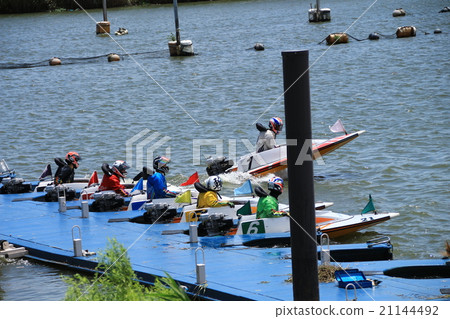 Motorboat training 21144492