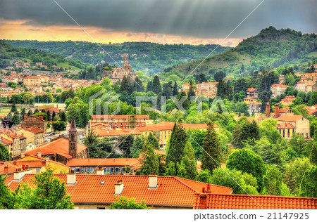 Panorama of Le Puy-en-Velay - Auvergne, France 21147925
