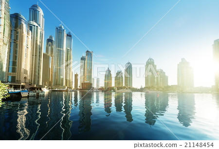 Dubai Marina at sunset, United Arab Emirates Dubai Marina at sunset, United Arab Emirates 21148454