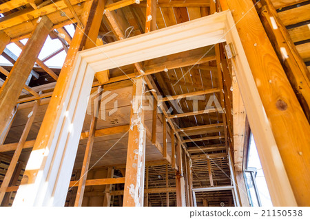 House dismantlers Rebuild houses Break down buildings Demolition work Wood waste materials Build up Japanese architecture 21150538