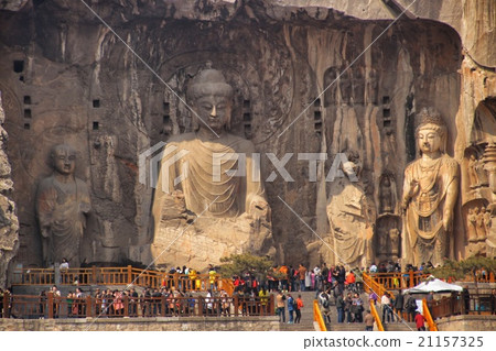 Longmen Caves 21157325