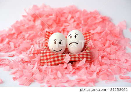 White Easter Eggs On A Pink Background 21158051