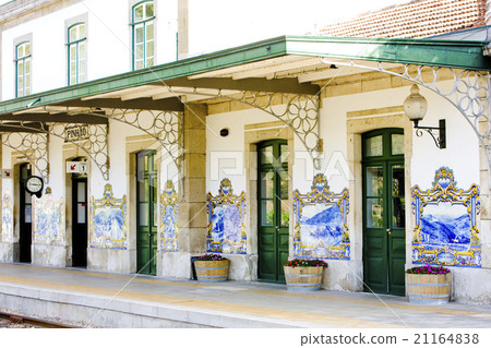 tiles at railway station of Pinhao, Douro Valley 21164838