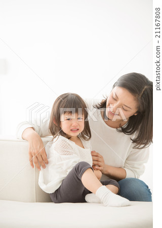 Middle Family Image 21167808