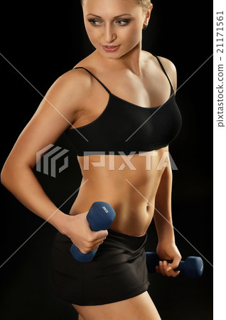 Portrait of young woman Portrait of young woman 21171561