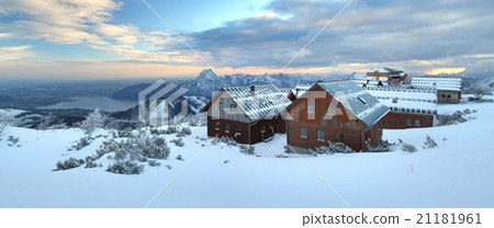 Cottages on Feuerkogel in the Alps Cottages on Feuerkogel in the Alps 21181961