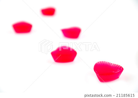 Red jellies in heart shape Red jellies in heart shape 21185615