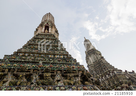 The Temple of Dawn Wat Arun 21185910