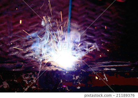 Welder working metal spark Welder working metal spark 21189376