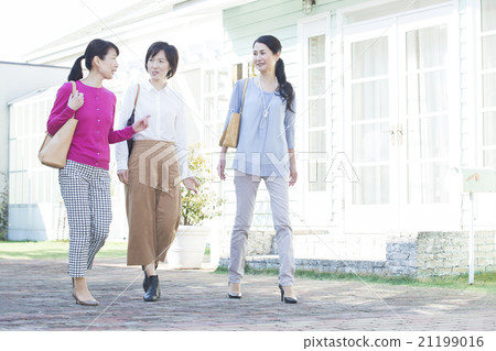 三個50年代的女性 三個50年代的女性 21199016