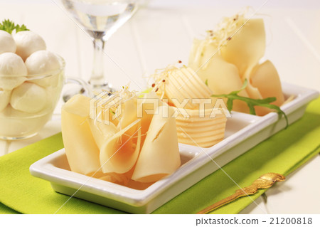 Swiss cheese and butter 21200818