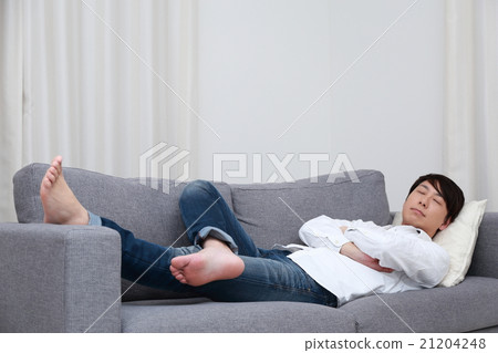Male everyday life style (30-year-old social worker's living remote control relaxing guts and rice balls) Male everyday life style (30-year-old social worker's living remote control relaxing guts and rice balls) 21204248
